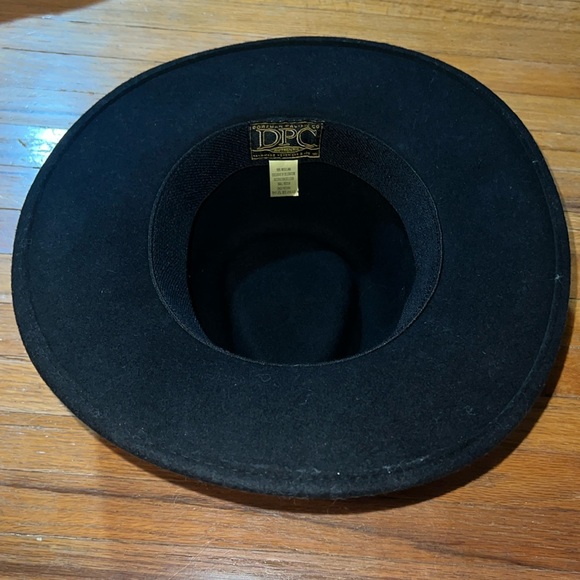 100% Wool Hat - Picture 3 of 4